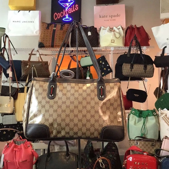 💯% Authentic Gucci Coated Canvas Tote Bag - Picture 9 of 9